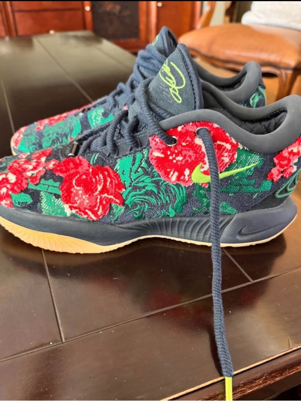Nike LeBron 21 PRM Floral Low-Top Sneakers in Navy, Red & Green